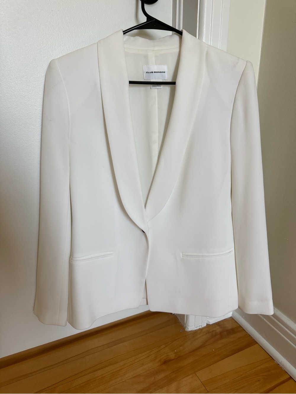 Club Monaco Women's Cream Shawl Collar Blazer